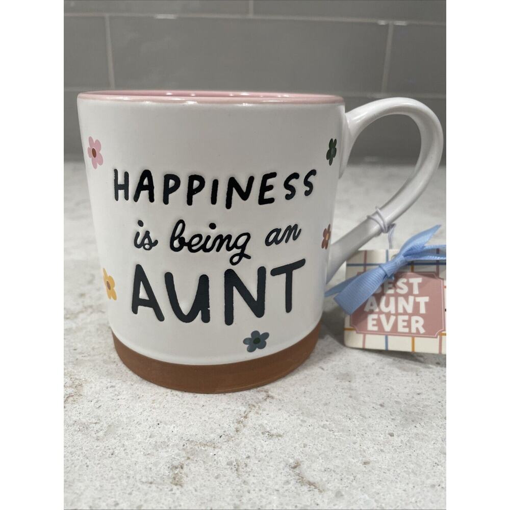 HAPPINESS IS BEING AN AUNT 16oz Mug Pink Inside Daisy Floral Print Gift Tag NEW